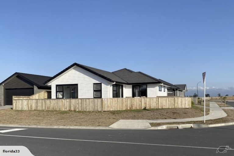 Photo of property in 2 Monaro Place, Papamoa, 3118