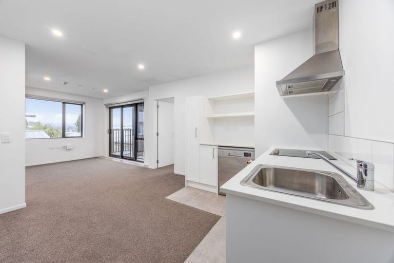 Photo of property in 209/28c Eileen Newey Place, Henderson, Auckland, 0612