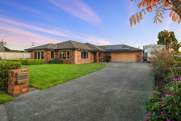 Photo of property in 8 Margaret Alice Close, Whalers Gate, New Plymouth, 4310