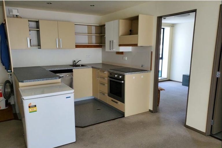 Photo of property in Dual Apartments, 108/142 Vivian Street, Te Aro, Wellington, 6011