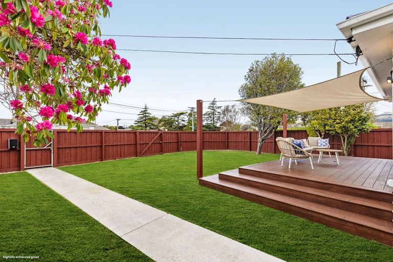 Photo of property in 42 Wyn Street, Hoon Hay, Christchurch, 8025