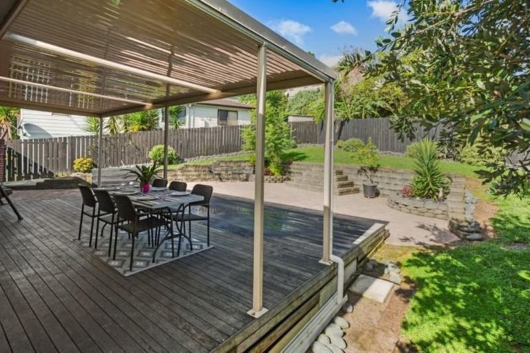 Photo of property in 19 Rotoma Rise, Clover Park, Auckland, 2019