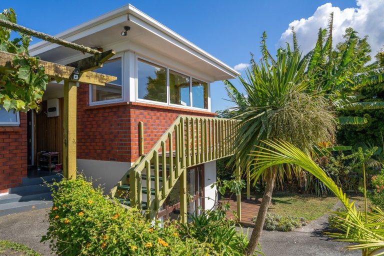 Photo of property in 61 Lorenzen Bay Road, Raglan, 3225
