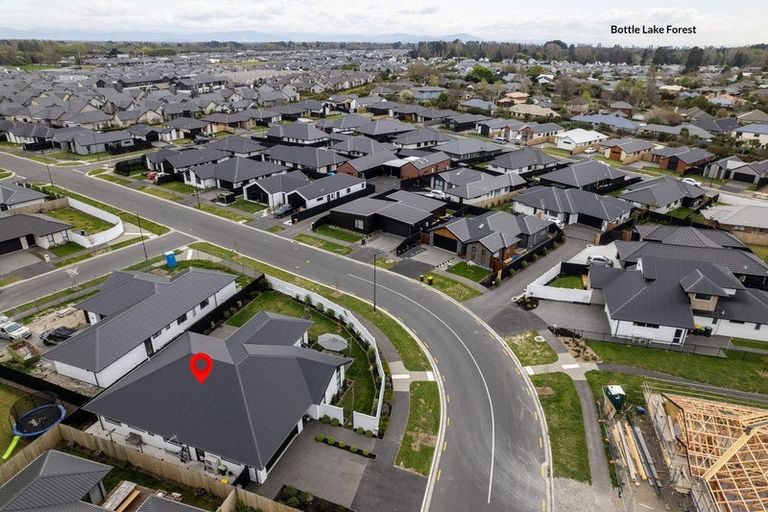 Photo of property in 48 Katrine Drive, Burwood, Christchurch, 8083