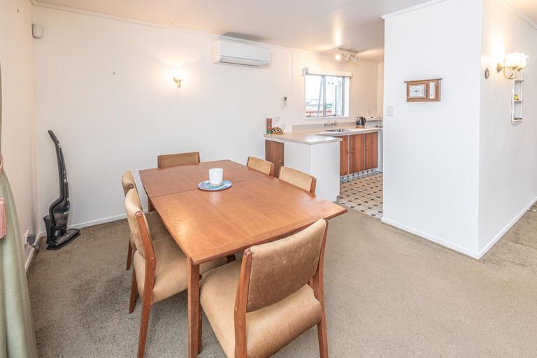 Photo of property in 2b Porritt Street, Saint Johns Hill, Whanganui, 4500