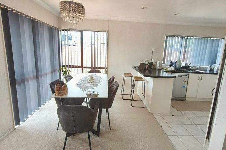 Photo of property in 2/48 Halsey Road, Manurewa, Auckland, 2102