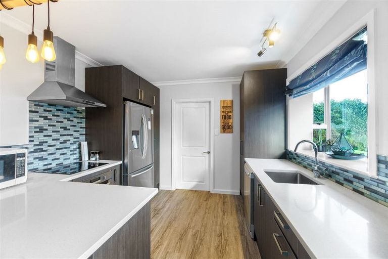 Photo of property in 40 Oriana Crescent, Hornby, Christchurch, 8042