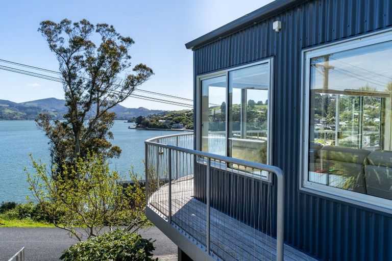 Photo of property in 40 Marine Parade, Macandrew Bay, Dunedin, 9014