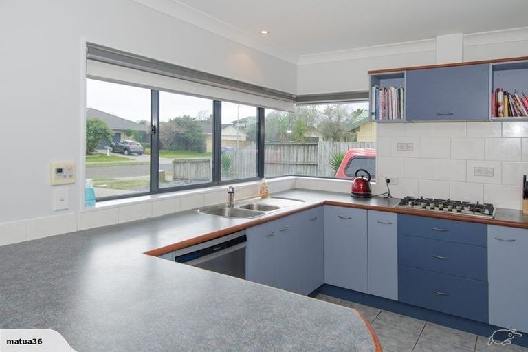 Photo of property in 31 Corinth Grove, Papamoa Beach, Papamoa, 3118