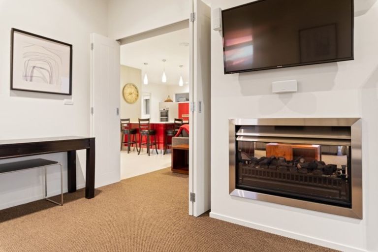 Photo of property in 55 Pinetone Road, Kumeu, 0892