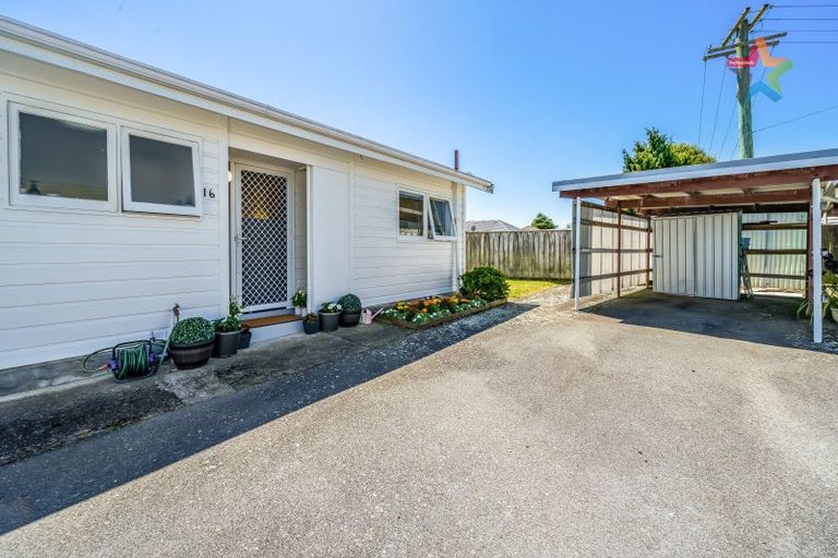 Photo of property in 1/1079 High Street, Taita, Lower Hutt, 5011