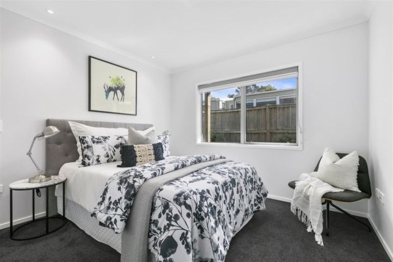 Photo of property in 1/26 Northboro Road, Hauraki, Auckland, 0622
