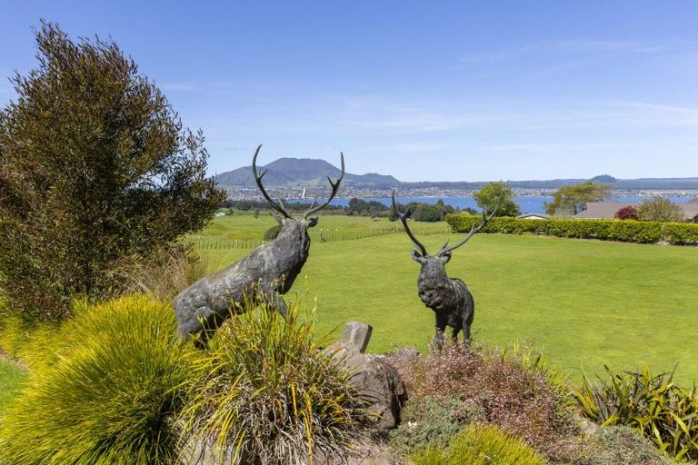 Photo of property in 28 Te Moenga Park, Acacia Bay, Taupo, 3330