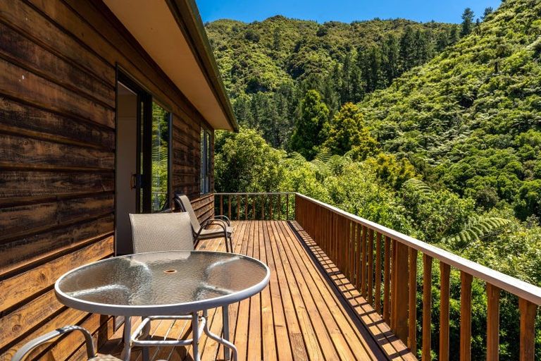 Photo of property in 26 Tirimoana Terrace, Anakiwa, Picton, 7281