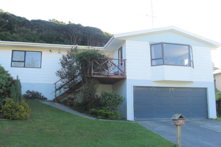 Photo of property in 62 Albatross Close, Whitby, Porirua, 5024