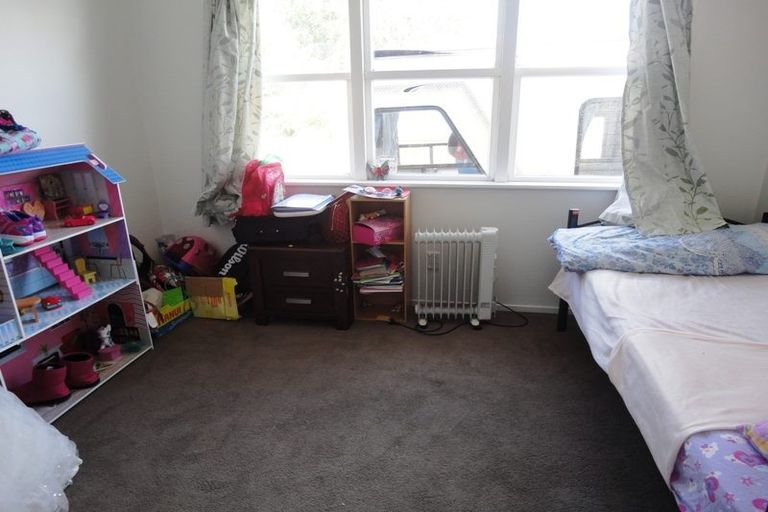 Photo of property in 25 Romney Place, Manurewa, Auckland, 2102