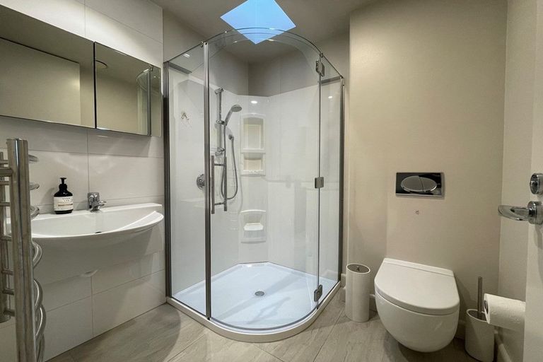 Photo of property in 6/9 Bisley Avenue, Moana, Nelson, 7011