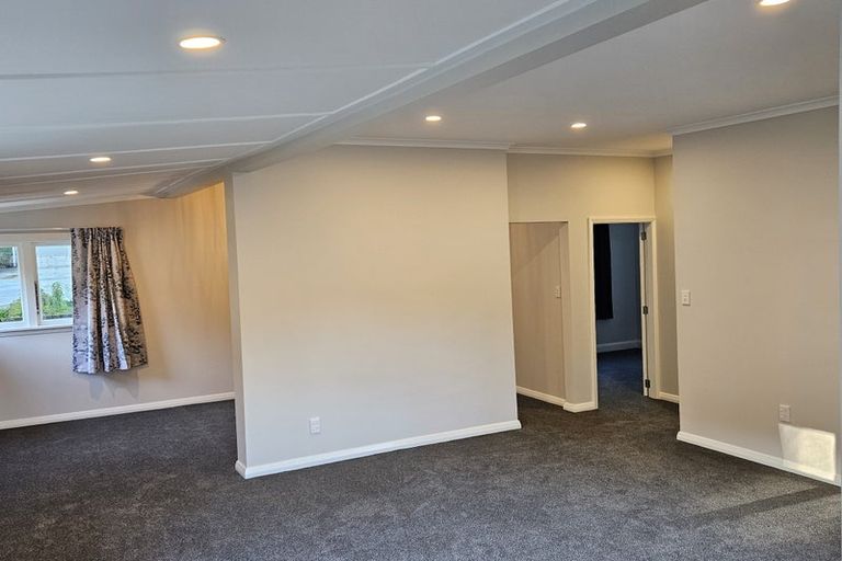 Photo of property in 6 Awarua Street, Ngaio, Wellington, 6035