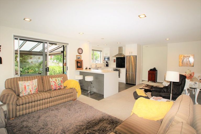 Photo of property in 25 Raptor Way, Welcome Bay, Tauranga, 3175