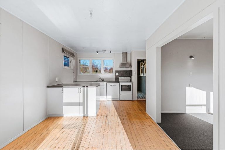 Photo of property in 112 Taharepa Road, Hilltop, Taupo, 3330