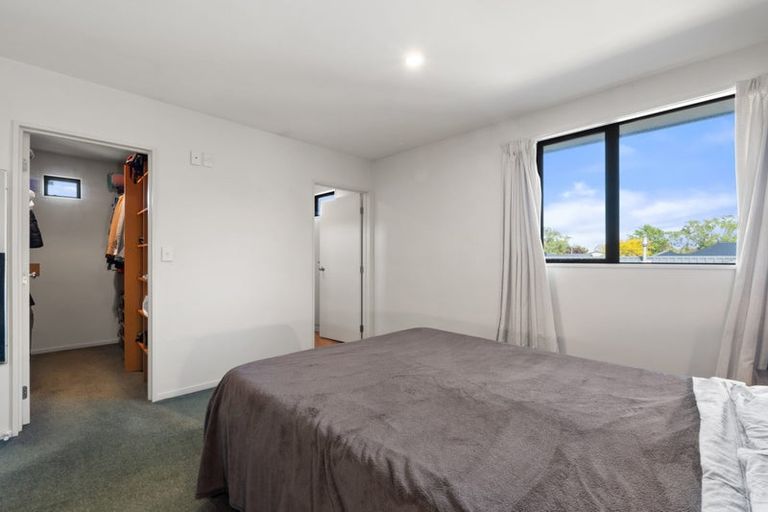 Photo of property in 75 Sarabande Avenue, Redwood, Christchurch, 8051