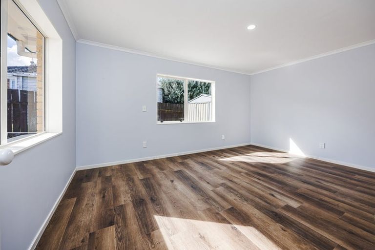 Photo of property in 2/21 Elizabeth Avenue, Papatoetoe, Auckland, 2025