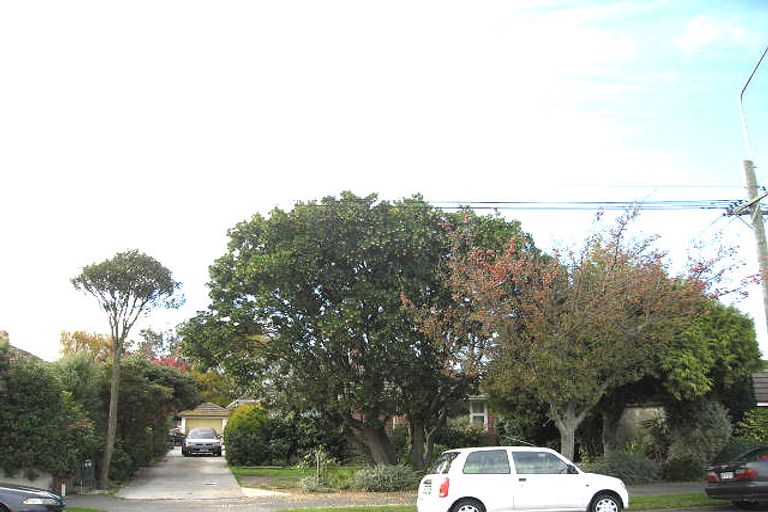 Photo of property in 144 Ilam Road, Ilam, Christchurch, 8041