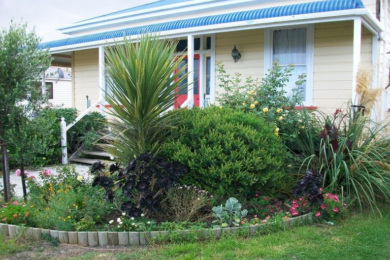 Photo of property in 13 Te Paerahi Road, Porangahau, 4293