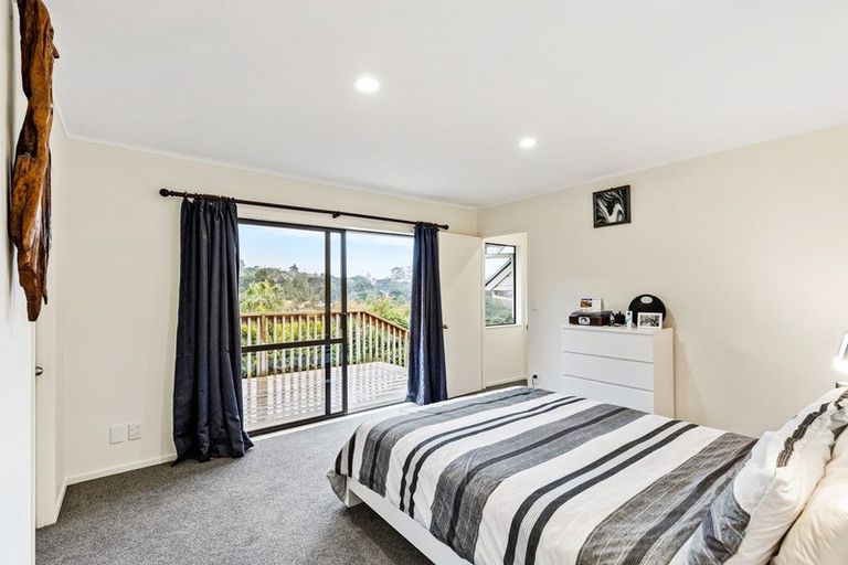 Photo of property in 9 Dee Place, Torbay, Auckland, 0630