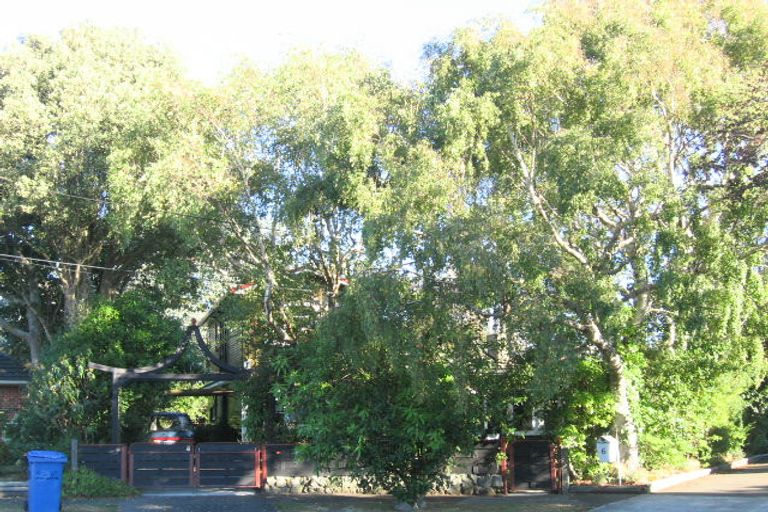 Photo of property in 8 Huia Grove, Elderslea, Upper Hutt, 5018