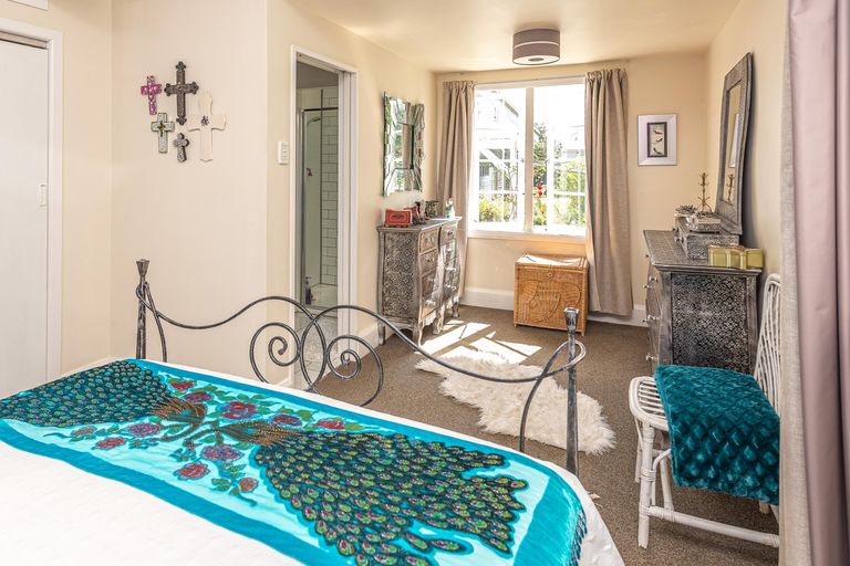 Photo of property in 72 Niblett Street, Whanganui, 4500