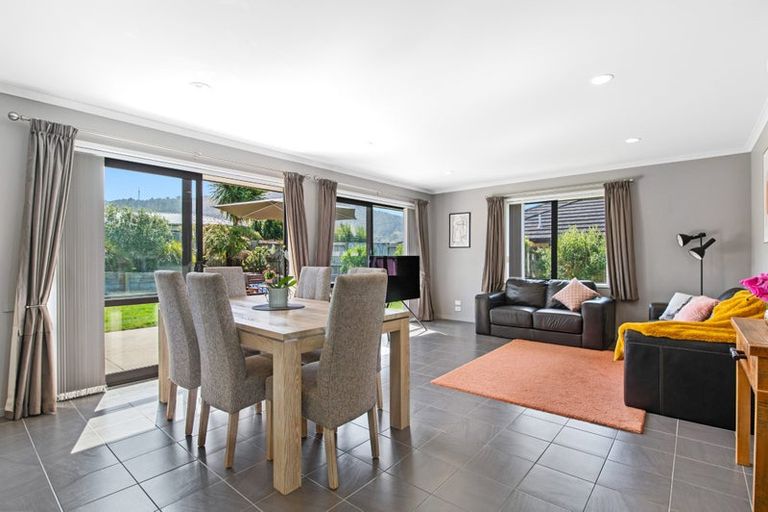 Photo of property in 39 Hamon Place, Pukehangi, Rotorua, 3015