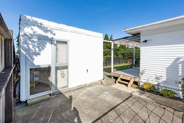 Photo of property in 11 France Street, Waiuku, 2123