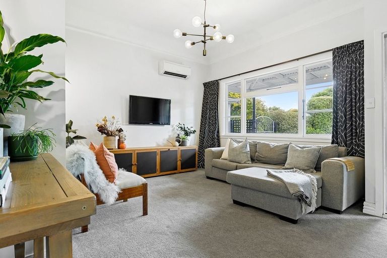 Photo of property in 1/72 Cranford Street, St Albans, Christchurch, 8014