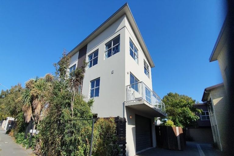 Photo of property in 9b Burlington Street, Sydenham, Christchurch, 8023