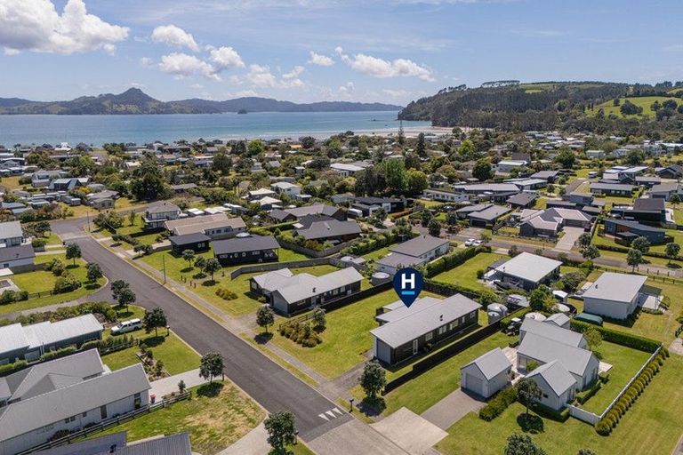 Photo of property in 42 Longreach Drive, Cooks Beach, Whitianga, 3591