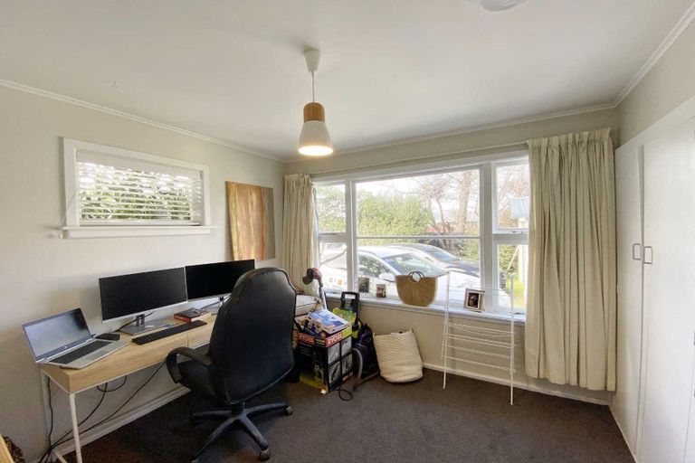 Photo of property in 162 Halswell Road, Hillmorton, Christchurch, 8025
