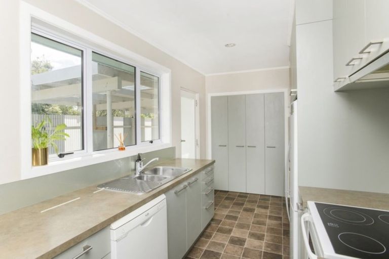Photo of property in 18 Lytton Road, Riverdale, Gisborne, 4010