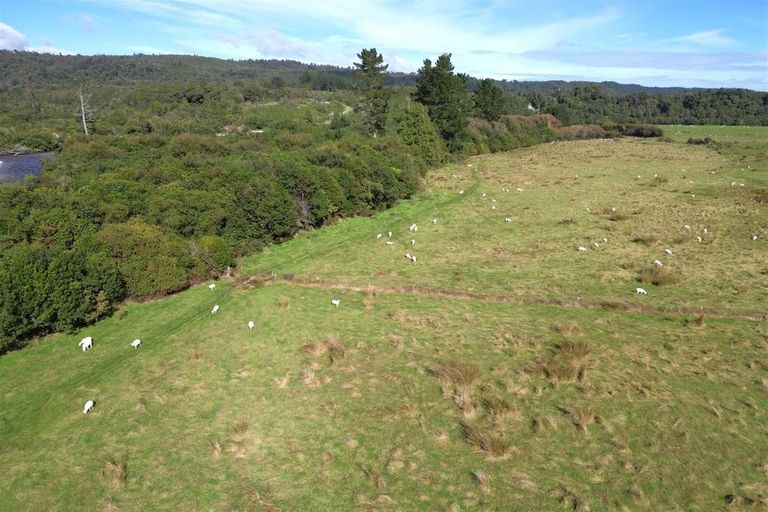 Photo of property in 18 Maori Creek Road, Marsden, Greymouth, 7872