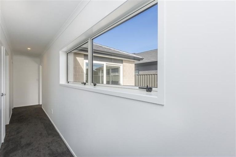 Photo of property in 12 Gilruth Road, Wallaceville, Upper Hutt, 5018