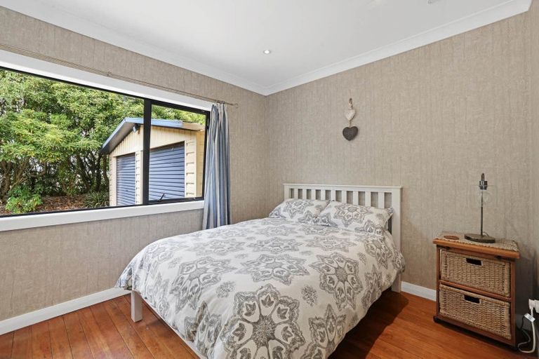 Photo of property in 303 Pollok Wharf Road, Pollok, Waiuku, 2684