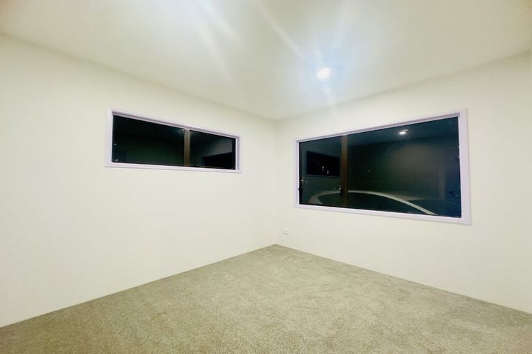 Photo of property in 4/31 Aeronautic Road, Takanini, 2112