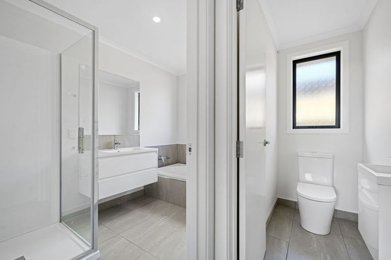 Photo of property in 39 Waruhia Crescent, Rototuna North, 3281