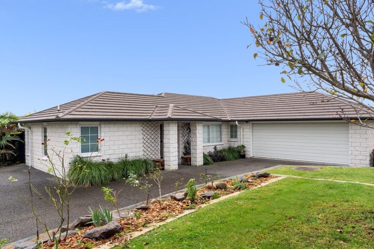 Photo of property in 8c Wiltshire Place, Te Puke, 3119