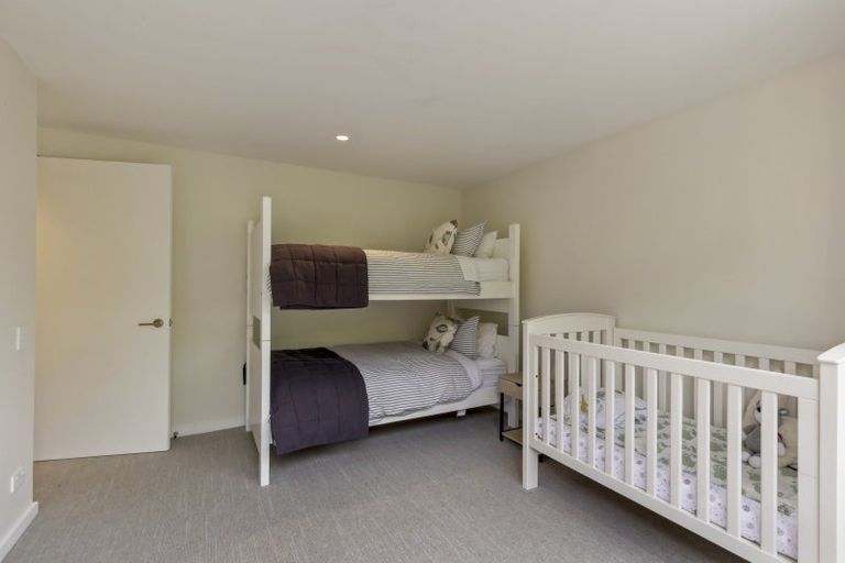 Photo of property in 31 Falconer Rise, Jacks Point, Queenstown, 9371