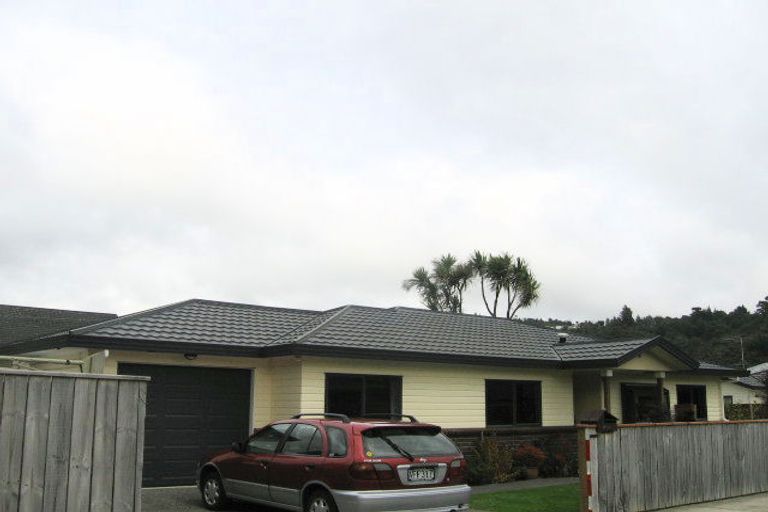 Photo of property in 140b Stokes Valley Road, Stokes Valley, Lower Hutt, 5019