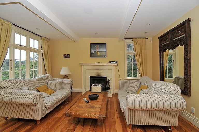 Photo of property in 3 Mariri Road, Kelburn, Wellington, 6012