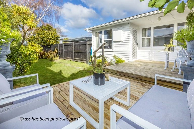 Photo of property in 2/504 Fergusson Drive, Trentham, Upper Hutt, 5018