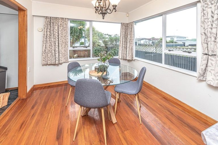Photo of property in 11 Lindsey Crescent, Springvale, Whanganui, 4501