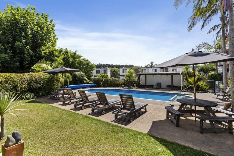 Photo of property in The Grange, 65/92 Bush Road, Albany, Auckland, 0632